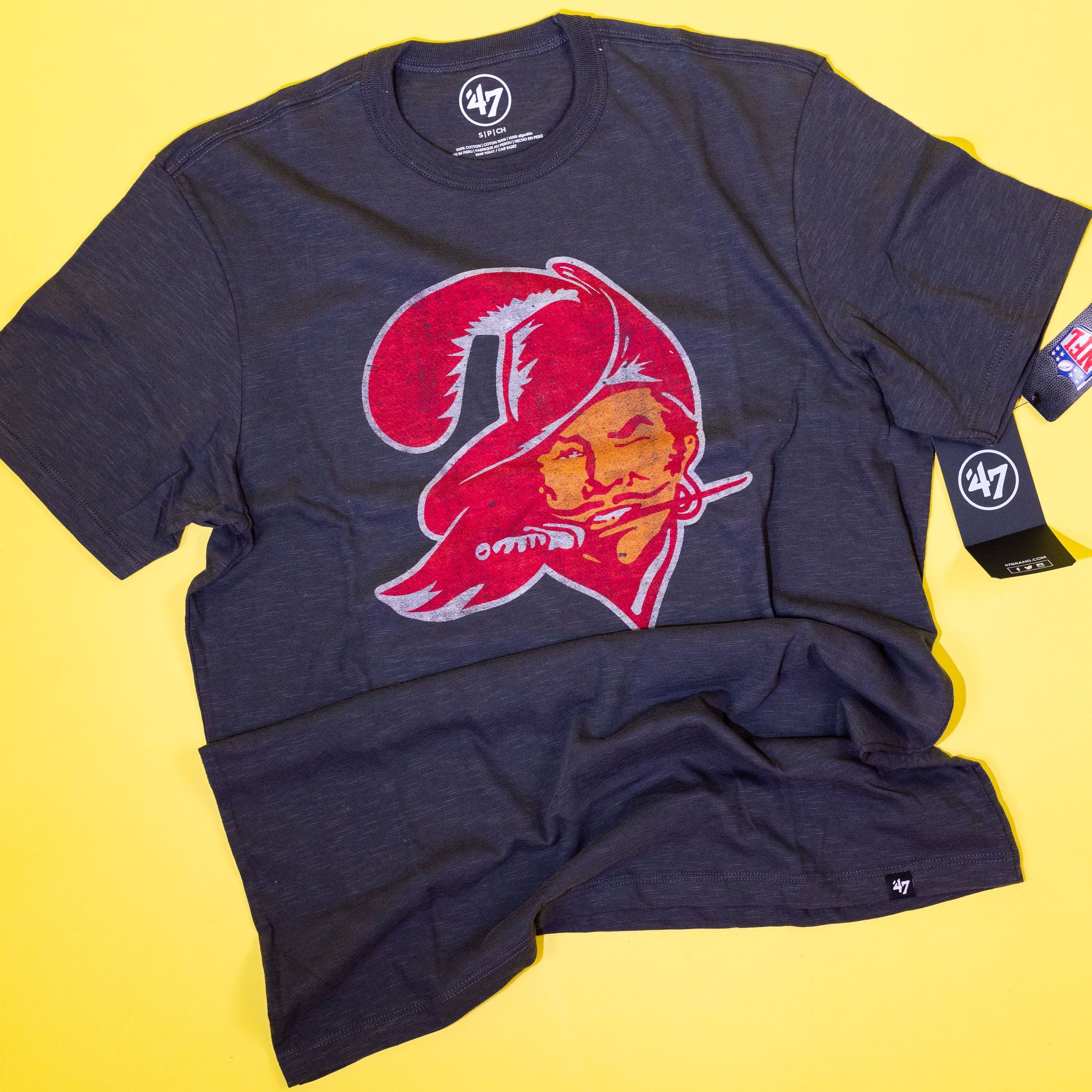 Bucs Vintage Charcoal Scrum Tee – Visit Tampa Bay